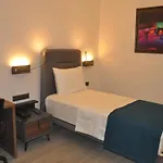 Golaz 4*